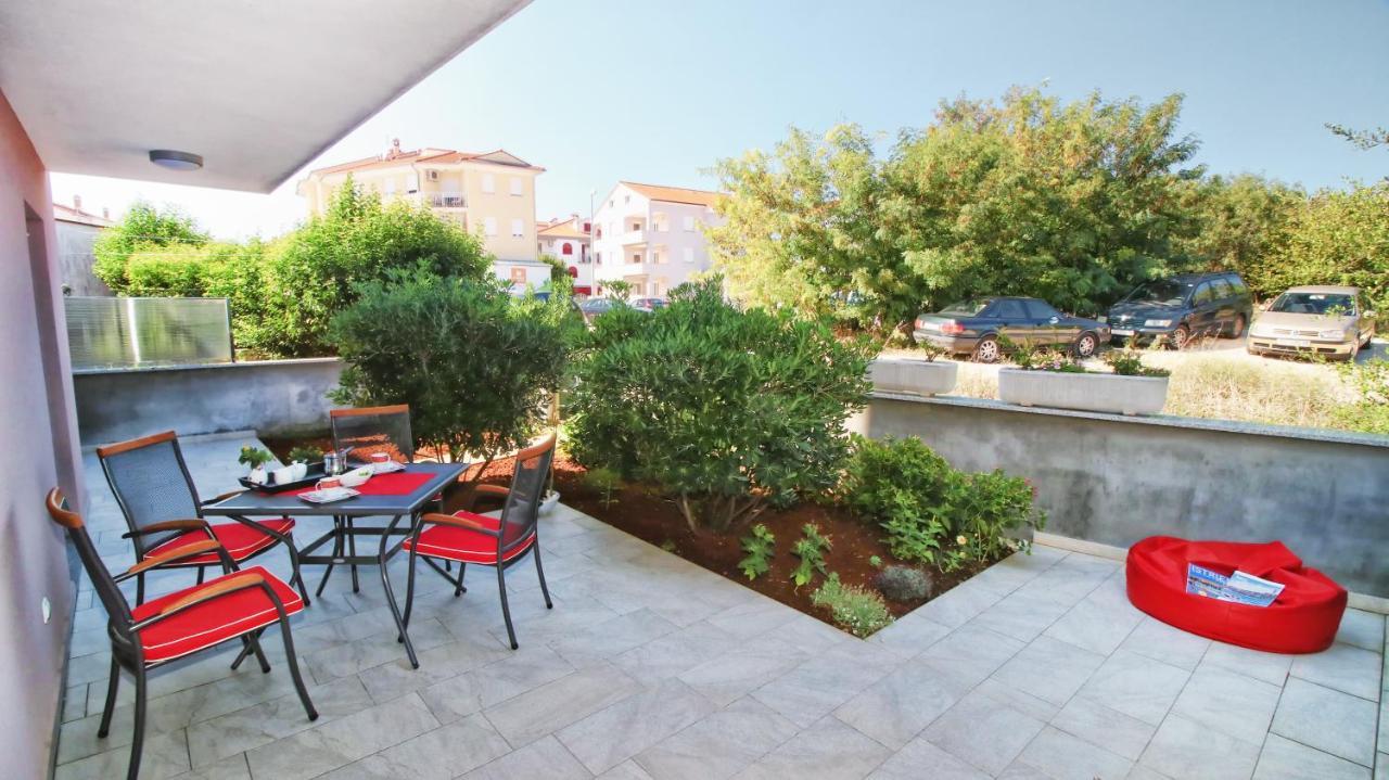 Guesthouse Esma Rovigno Esterno foto