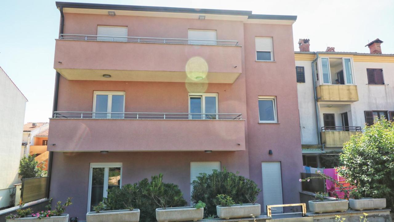 Guesthouse Esma Rovigno Esterno foto