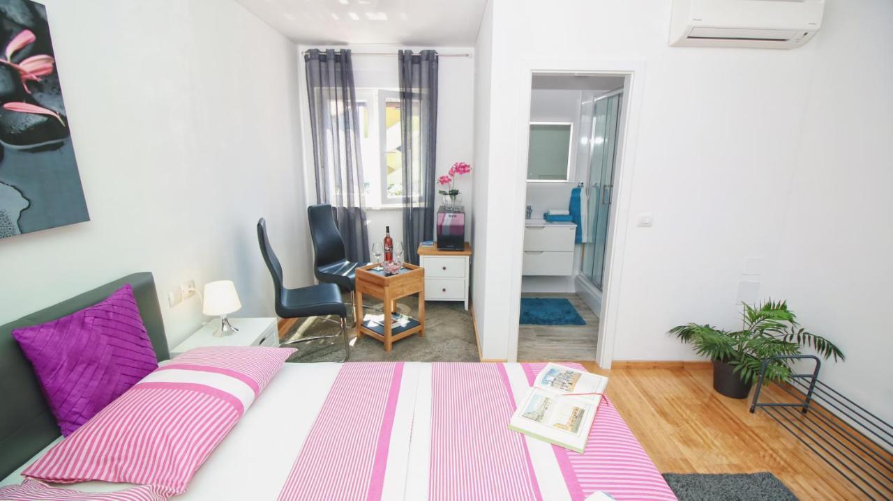 Guesthouse Esma Rovigno Esterno foto