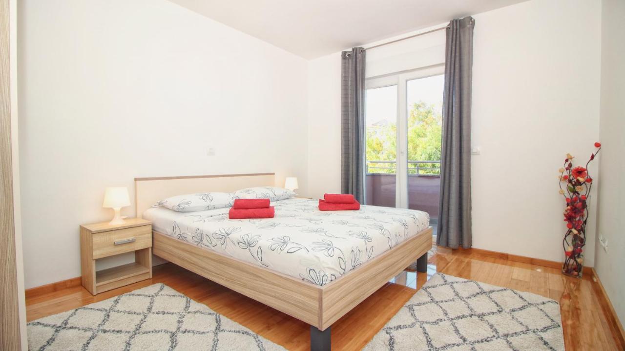 Guesthouse Esma Rovigno Esterno foto